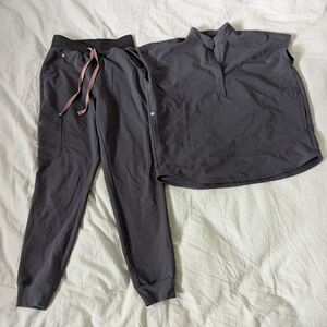 Figs Charcoal Scrub Set